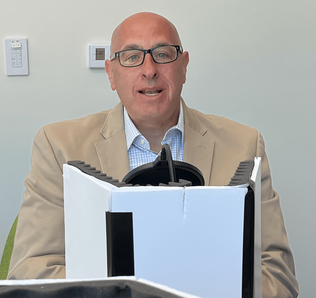 TechVibe Neighborhood Tour Broadcasts From Huntington Bank in Seven Fields